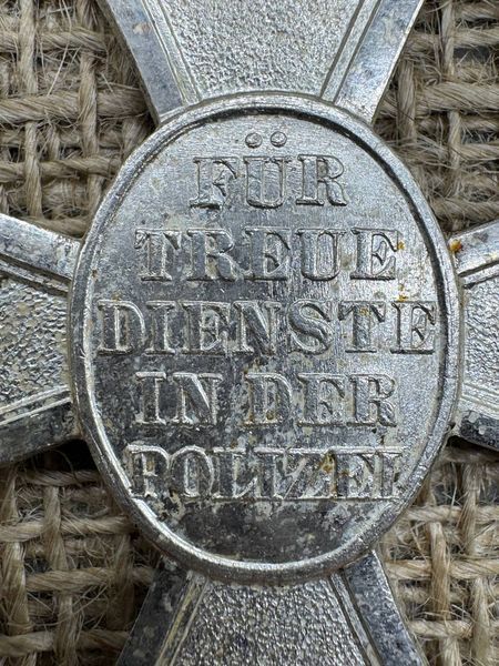 18 years of service in the police 1 Deschler