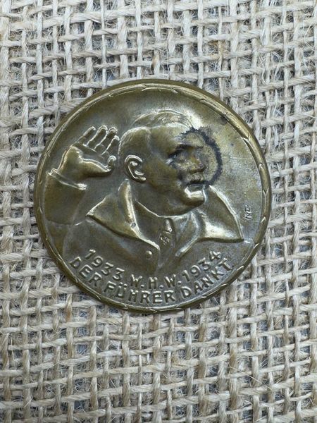 1933 WHW 1934 A. Hitler