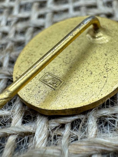 mini Verwundetenabzeichens in Gold, hst L21 (Foerster & Barth), 16 mm, RARE