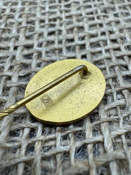 mini Verwundetenabzeichens in Gold, hst L21 (Foerster & Barth), 16 mm, RARE