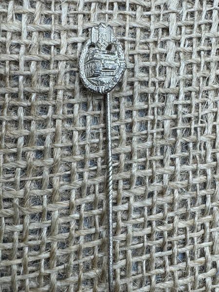 German Panzer Assault Badge (PAB) miniature stickpin,&nbsp;silver plated